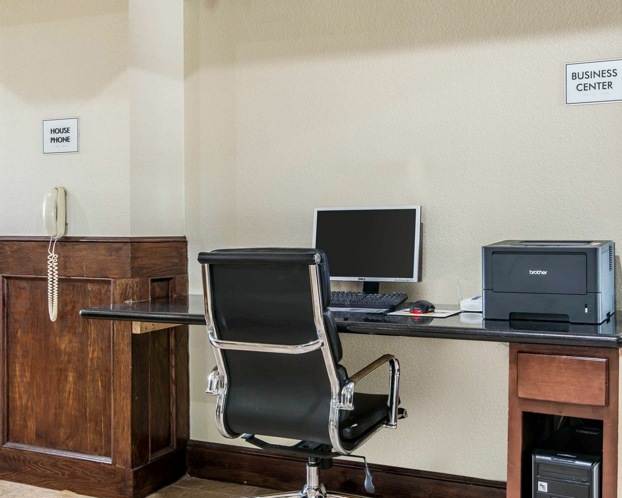 Comfort Inn & Suites Kansas City Downtown Екстериор снимка