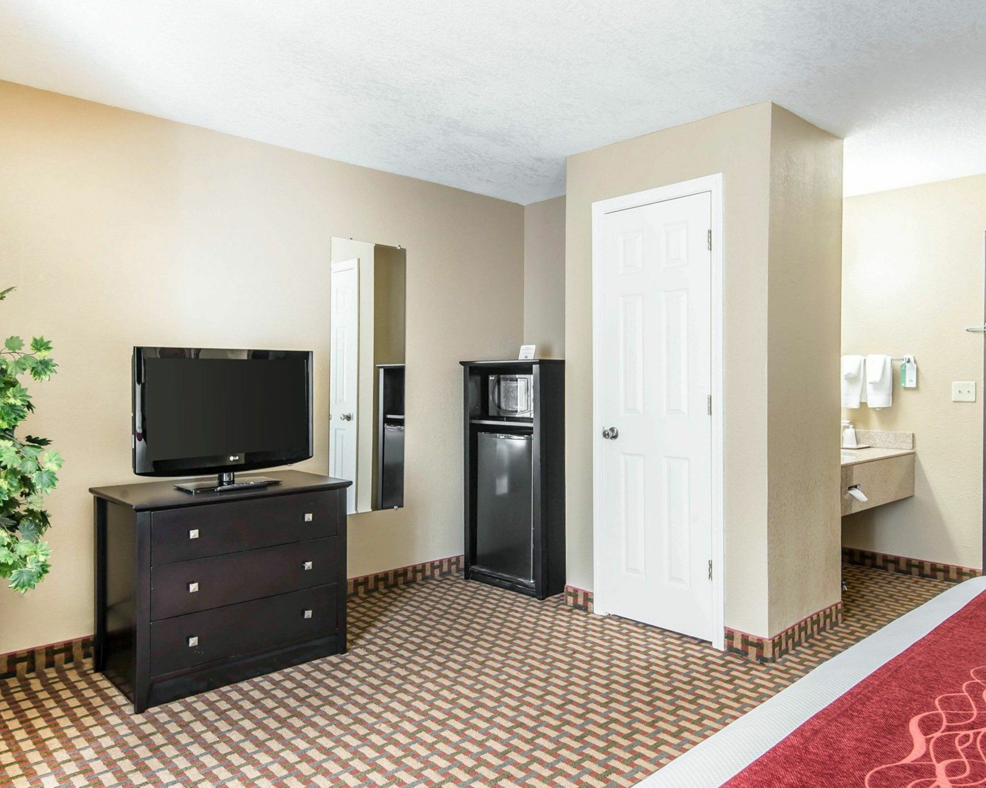 Comfort Inn & Suites Kansas City Downtown Екстериор снимка