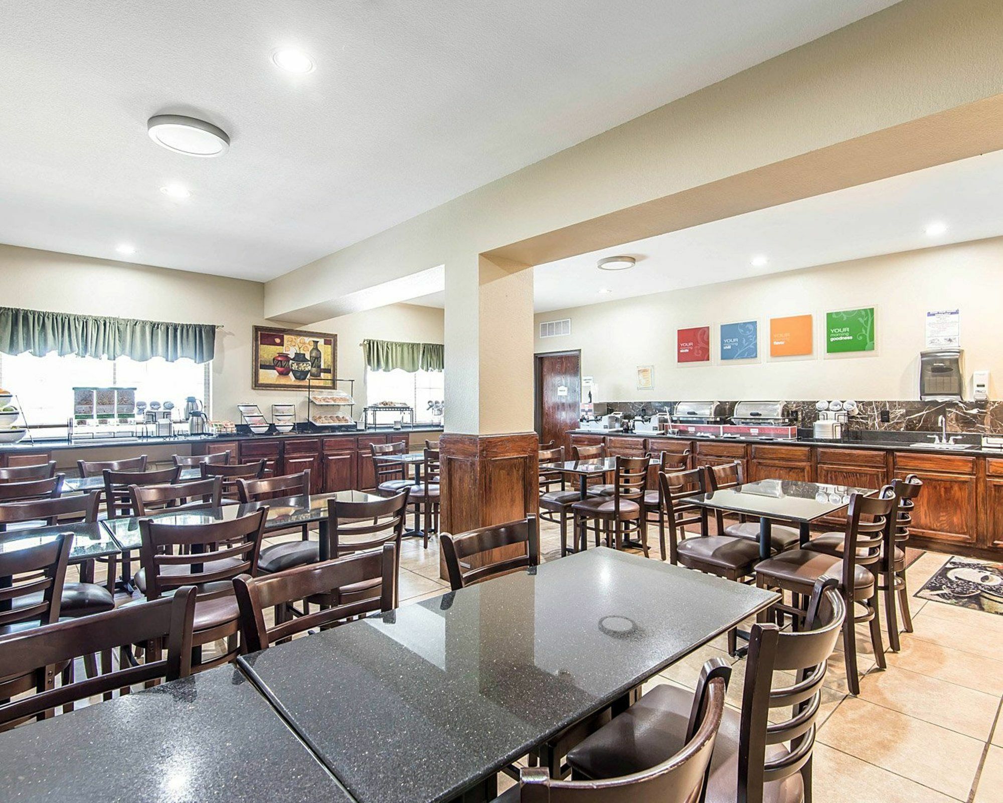 Comfort Inn & Suites Kansas City Downtown Екстериор снимка